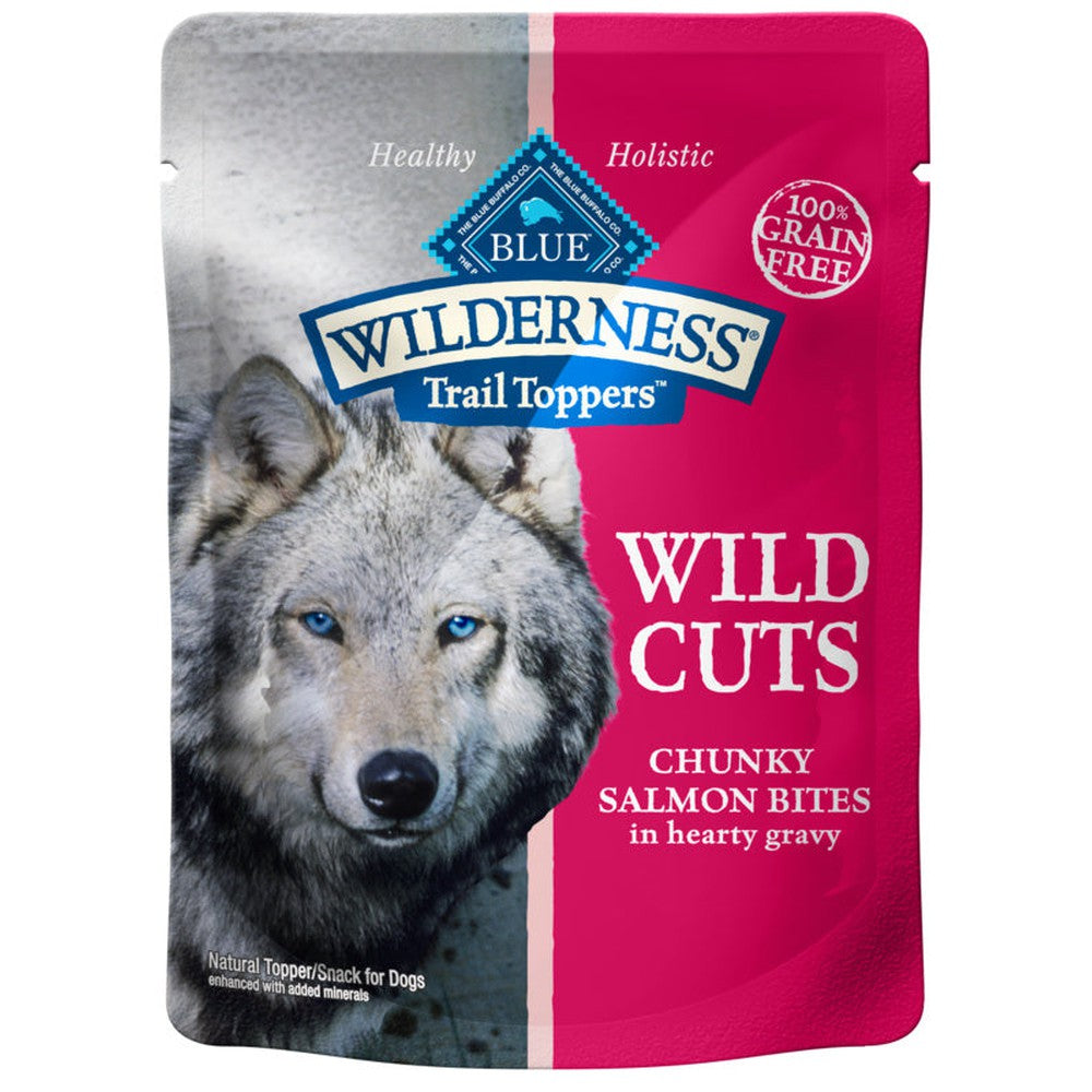 Blue Buffalo Wilderness Wild Cuts Trail Toppers Chunky Salmon Bites in Hearty Gravy Dog Food Pouches